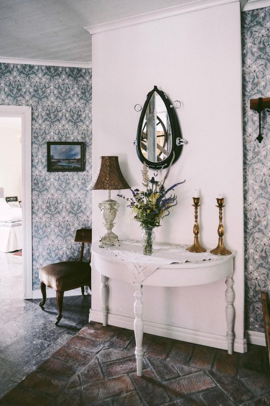Snaellfaell Country Living - Akerbo Gard Charmigt Renoverad Flygel Kristinehamn Dış mekan fotoğraf